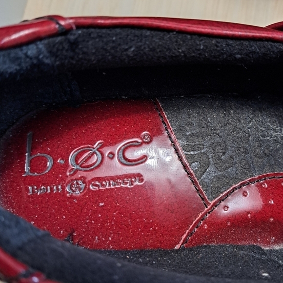 B.O.C. Born Concepts Burgundy Patent Leather Clogs/Mules   Size 7.5 - Picture 10 of 13